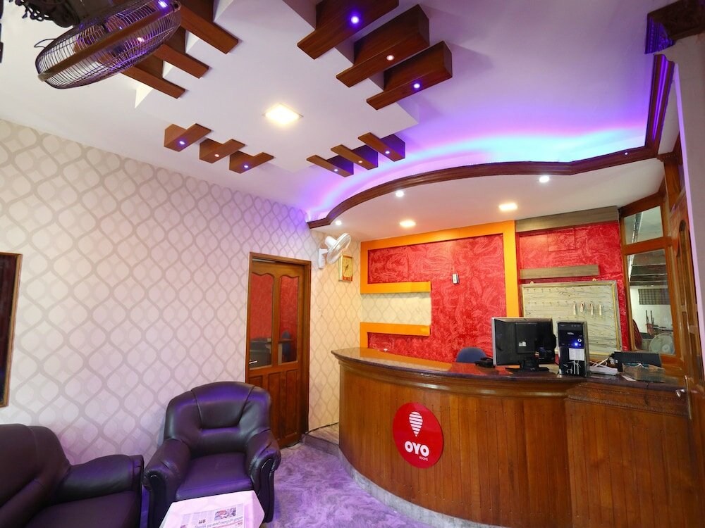 Фото Oyo 8964 Malabar Plaza Hotel