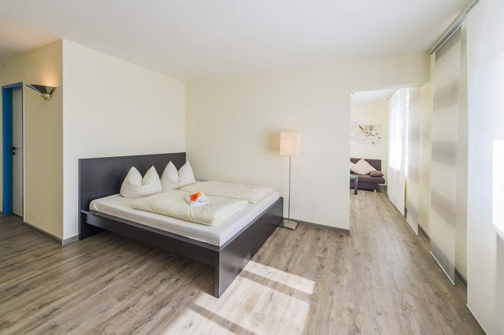 Фото Plaza Hotel Bruchsal