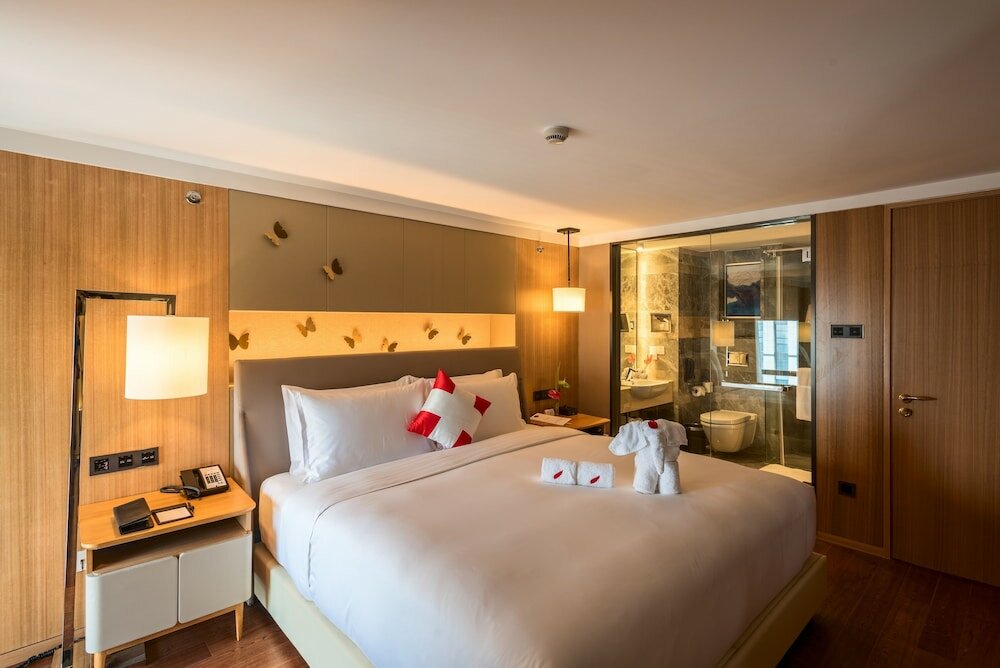 Фото Swisstouches Hotel Nanjing