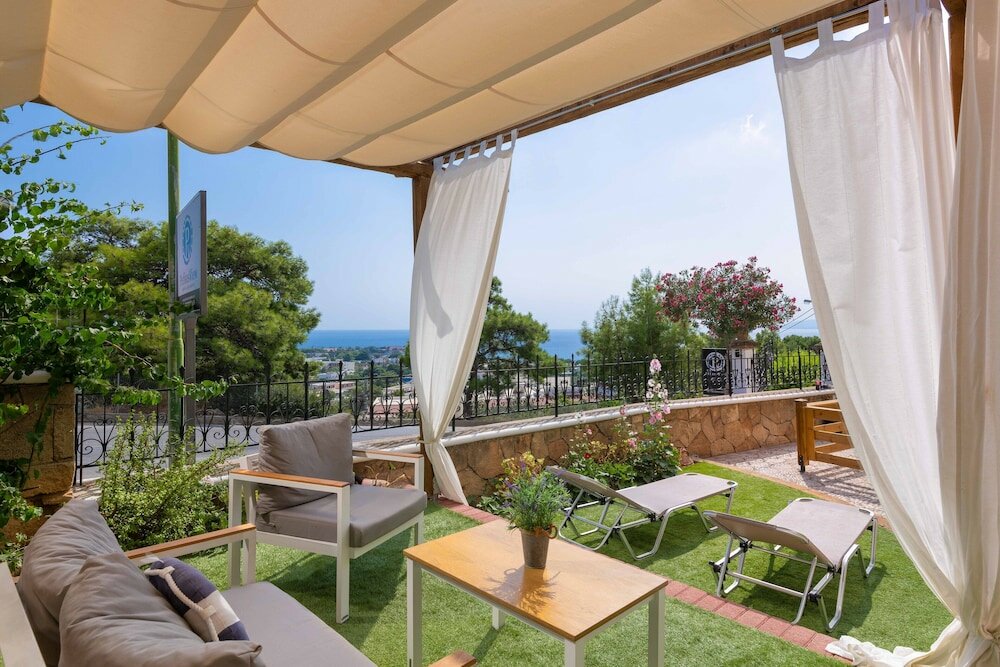 Фото Pefkos View Suites & Maisonette