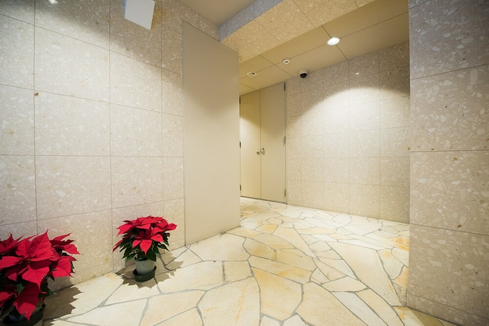 Фото Very Hotel Dotonbori