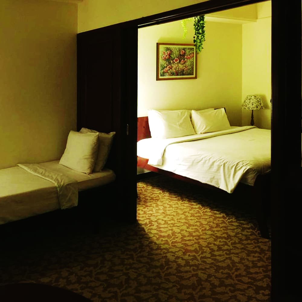 Фото Eastern Suites at Times Square Kl