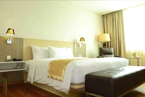 Гостиница Nagoya Hill Hotel Batam