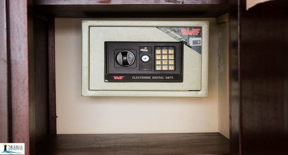 Фото Sierra Lighthouse Hotel