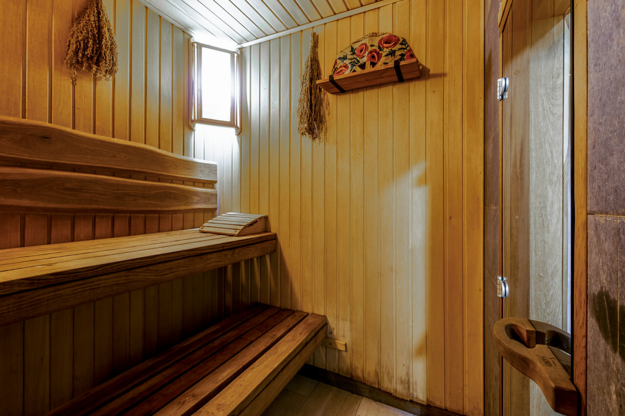 Фото Замок на Никольской