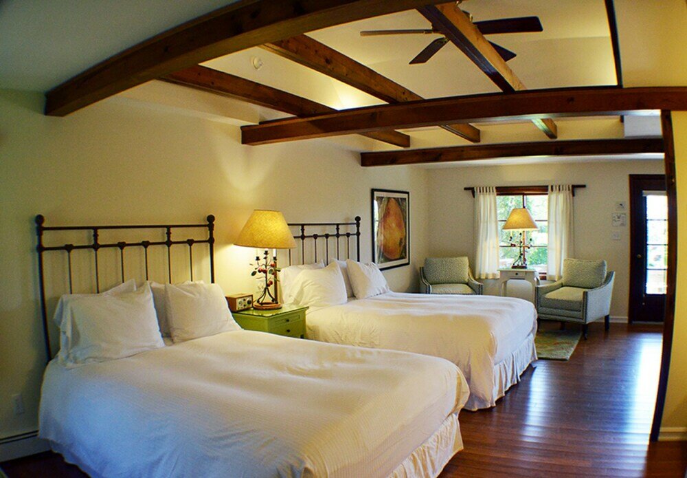 Фото Hampton Maid Motel