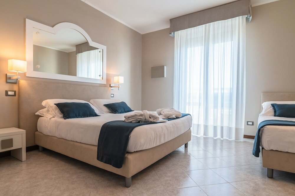 Фото Hotel Anthony