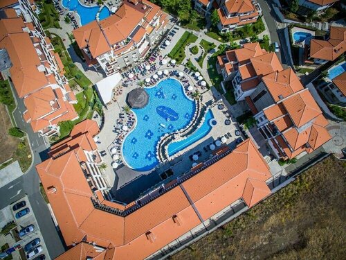 Гостиница The Vineyards SPA & Resort