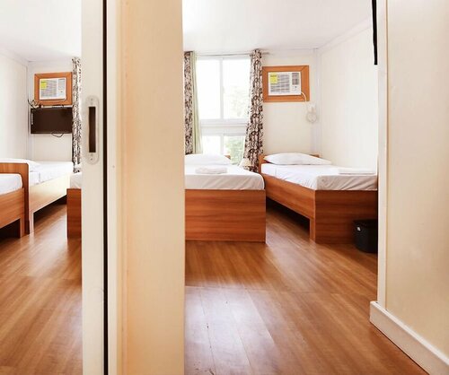 Гостиница Aerostop Hotel & Restaurant в Провинции Булакан