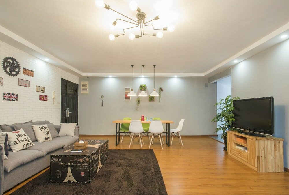 Фото GoNative Downtown Apartment Yu Garden