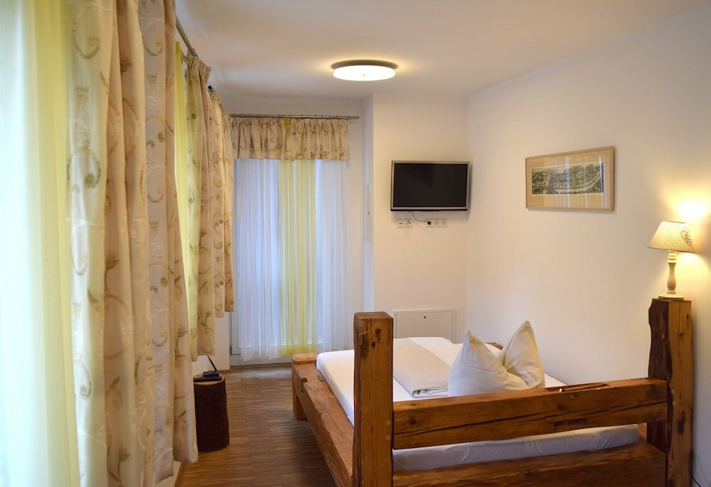 Фото Hotel Freischütz Apartments