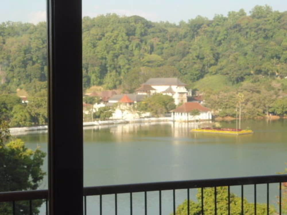 Фото Walse Park Residence