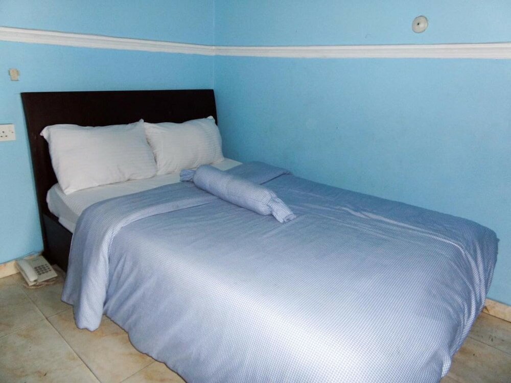 Фото Peerage Retreat and Resort