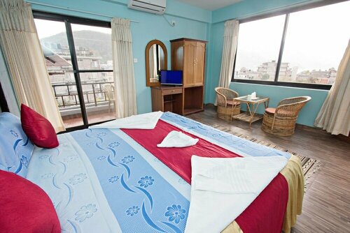 Гостиница The North Face Inn в Покхаре