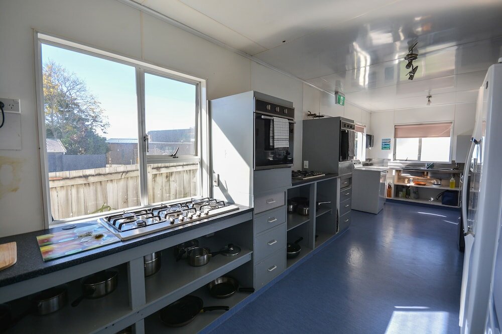 Фото Piwaka Lodge and Backpackers