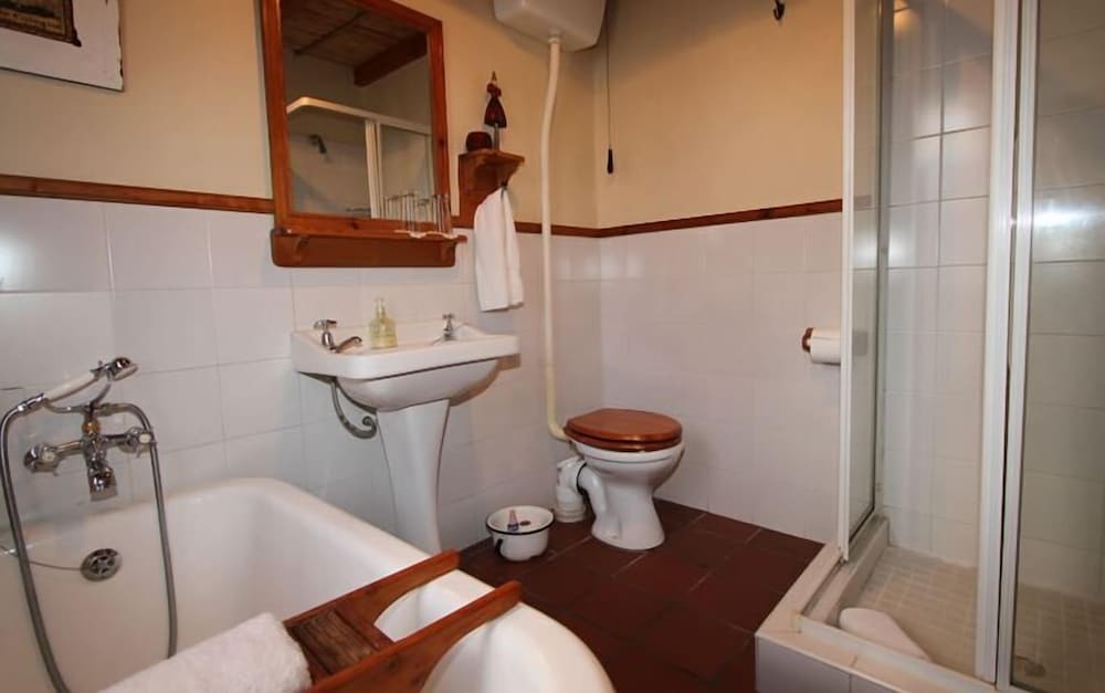 Фото Buiten Verwagten Guest House