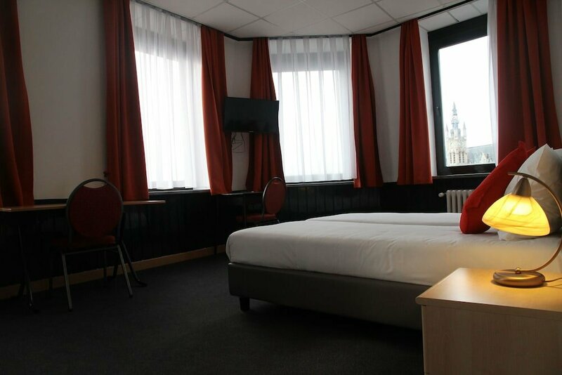 Гостиница Hotel De Spiegel