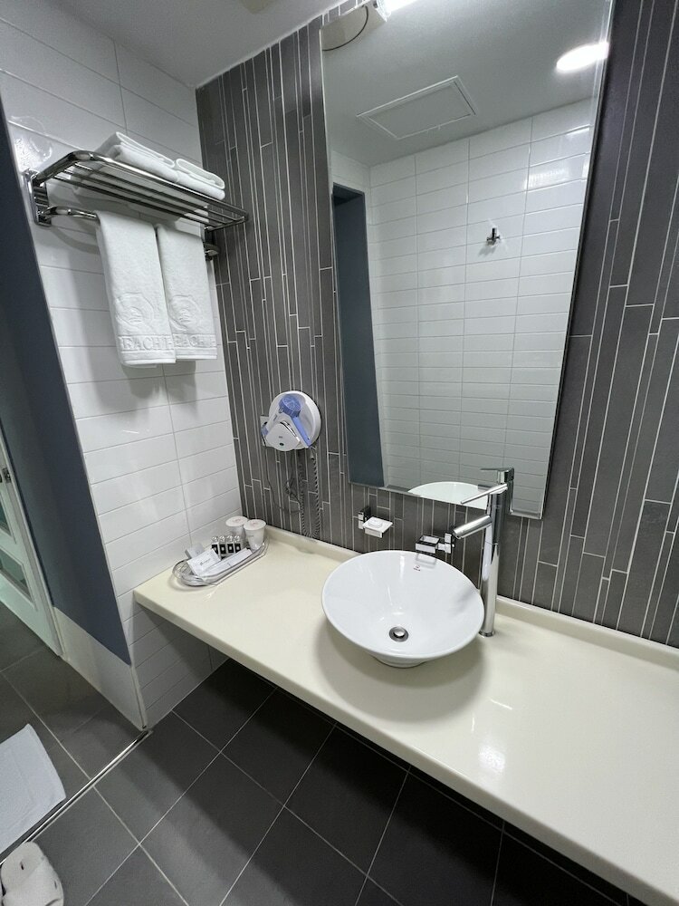 Фото Pinebeach Hotel Pohang