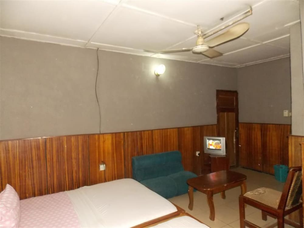 Фото Wazobia Plaza Hotel Annex