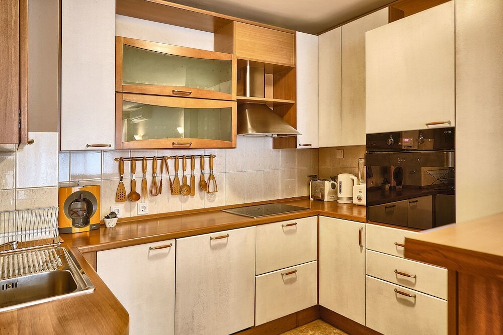 Фото Baratero City Corner II Apartment