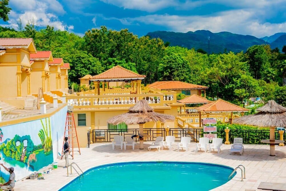 Фото Le Village d'Ennery