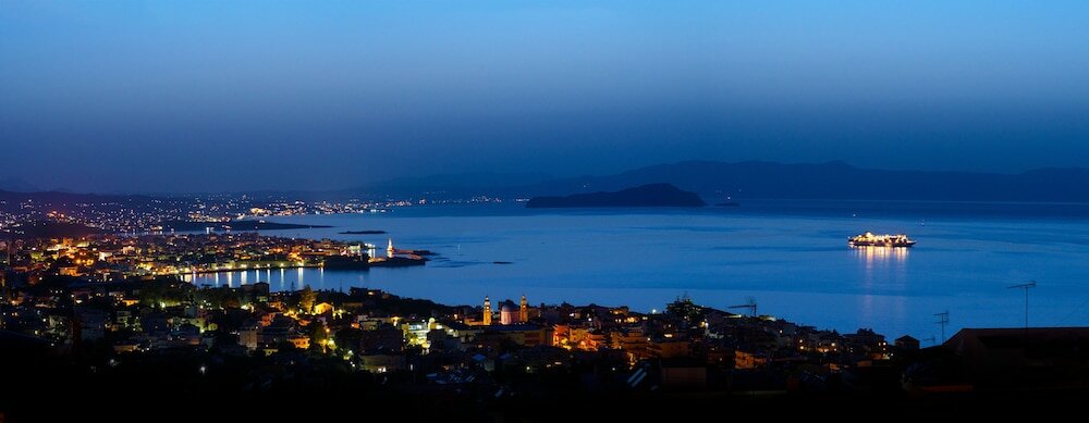 Фото Loucerna Suites Chania