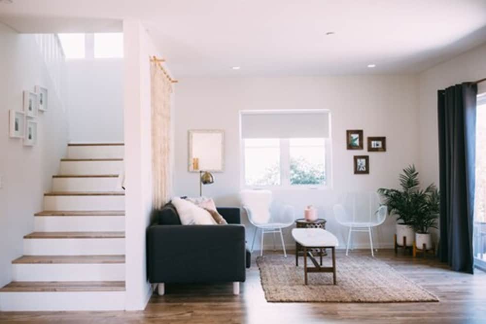 Фото Noon on Sunset Hill