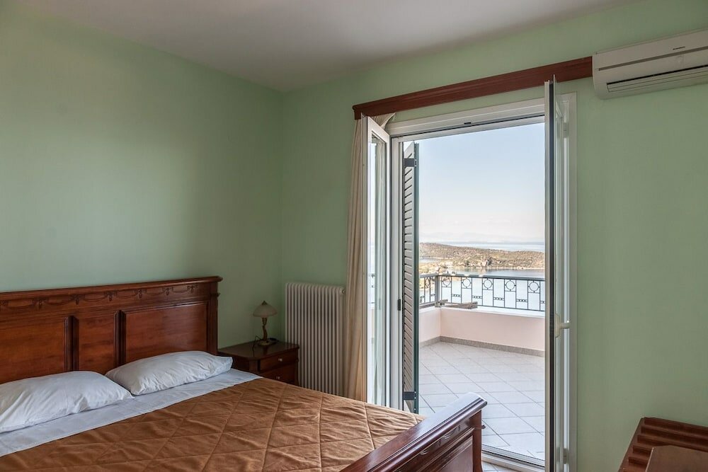 Фото Epidavros Seascape