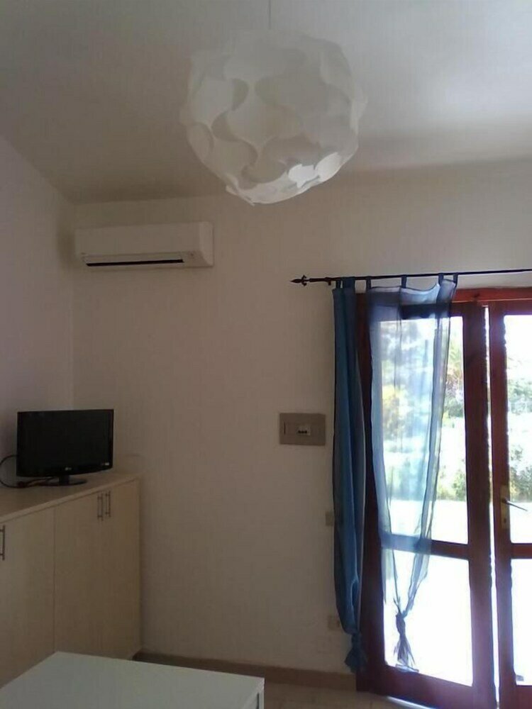 Фото Residenze Sa Murta Marina