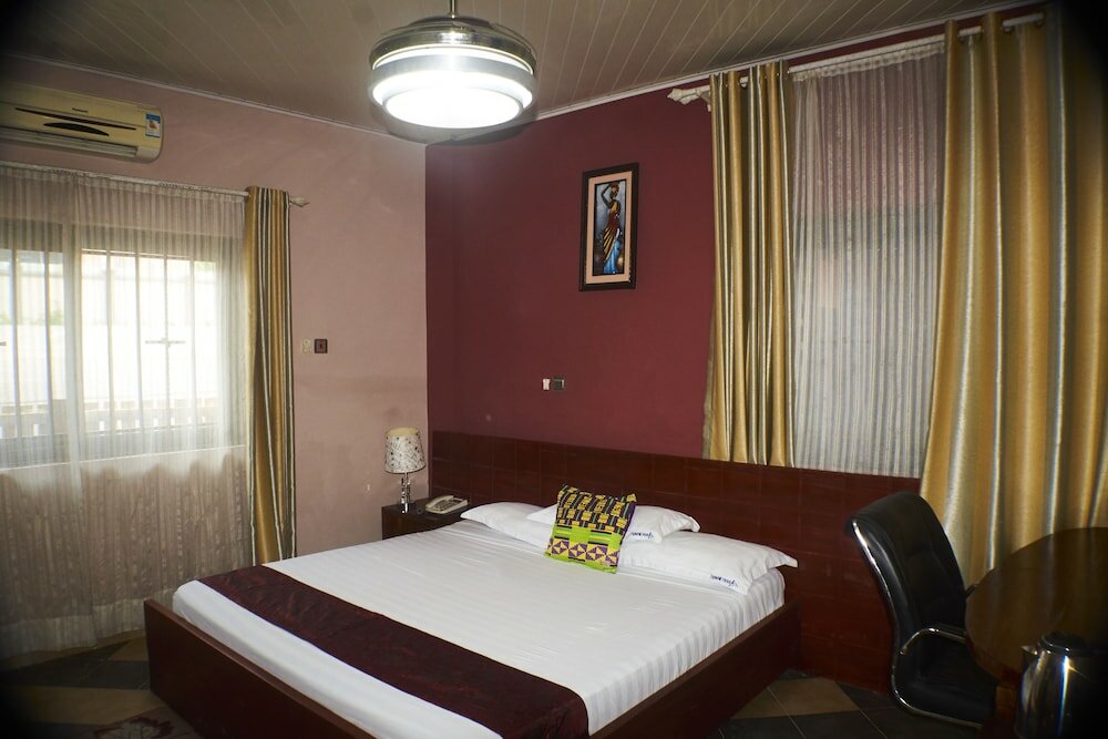 Фото Triple Hill Hotel