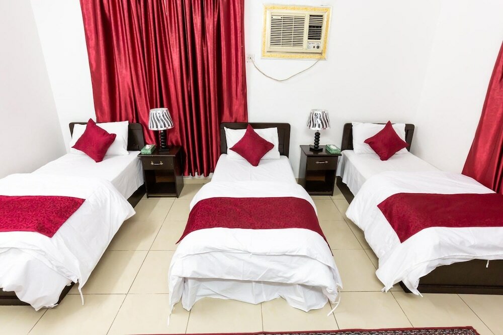 Фото Al Eairy Furnished Apts Al Madinah 8