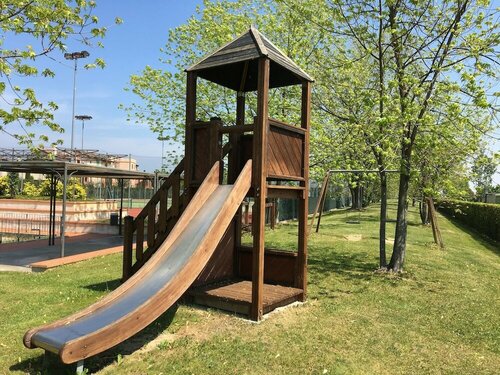 Внешний вид отеля Garda Resort Village в Пескиера-дель-Гарде, фото 5