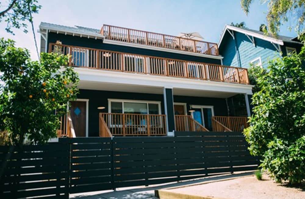 Фото Noon on Sunset Hill