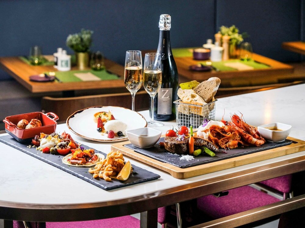 Фото Novotel Singapore On Stevens