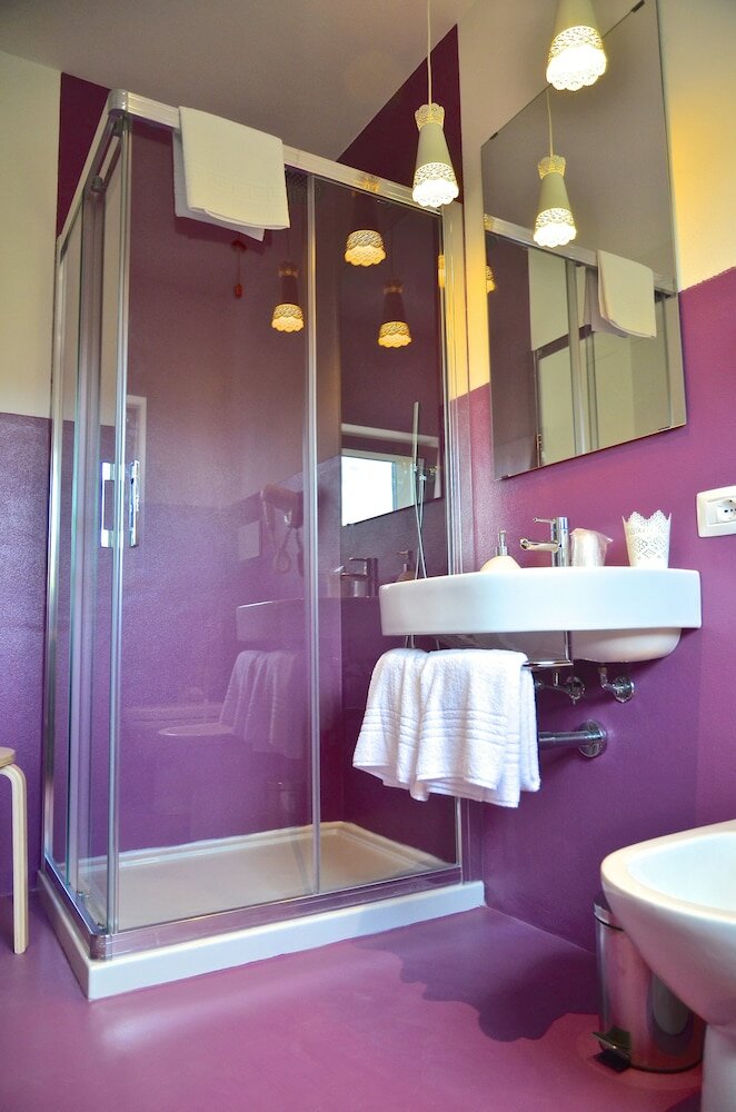 Фото Petit Hotel