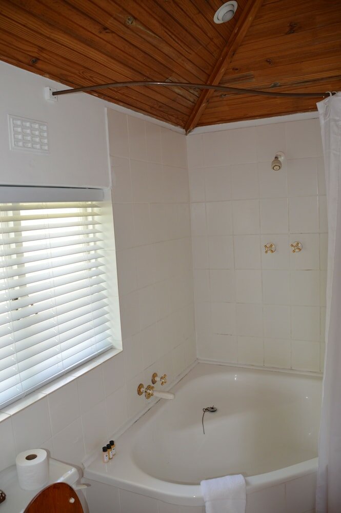 Фото Boulders Beach Hotel