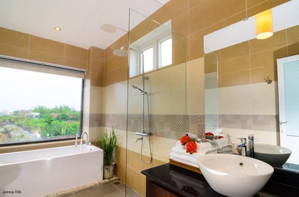 Фото Gateway Inn Hoi An