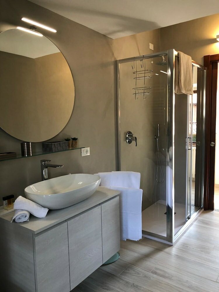 Фото L'Antica Corte Lazzago