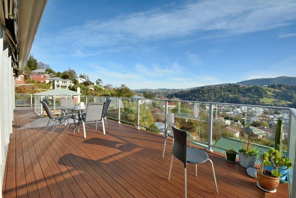 Фото Baldwin Street Bnb