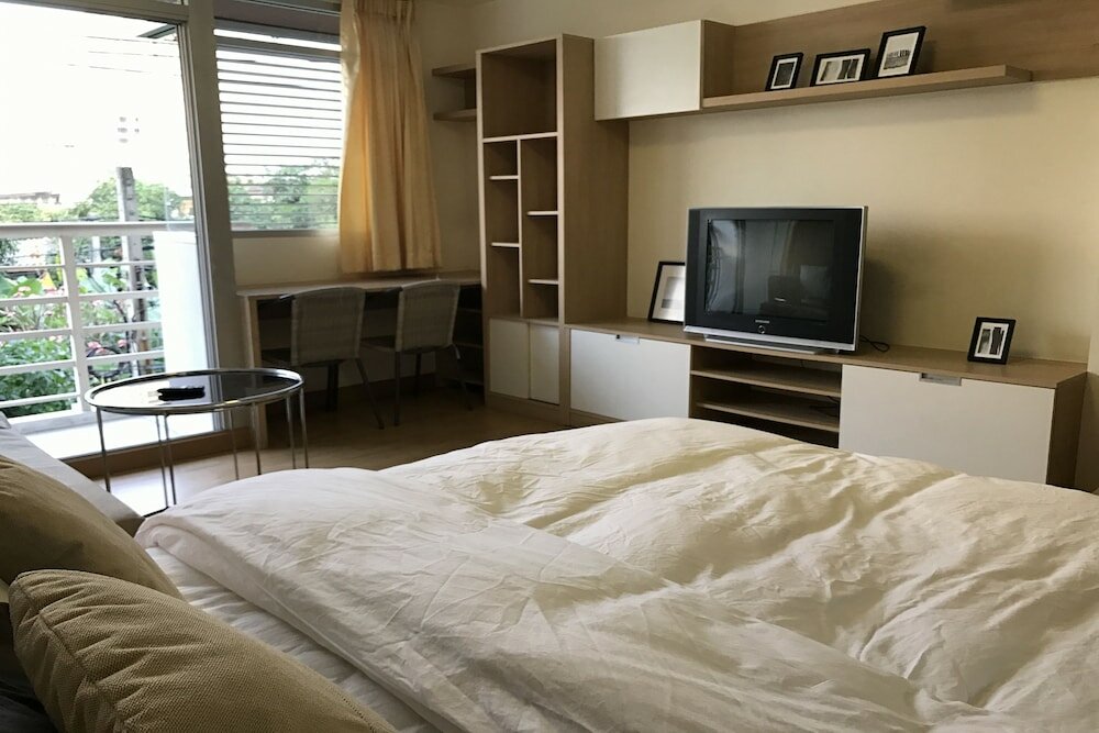 Фото The Link Onnut by May