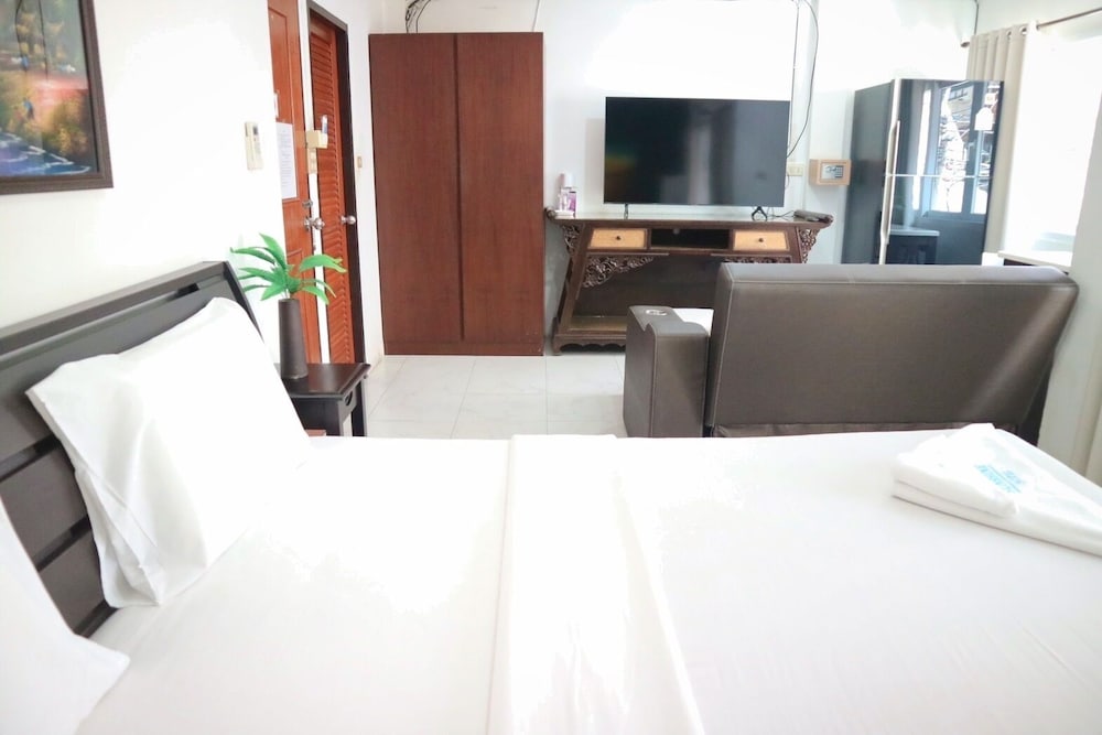 Фото Sunshine Hotel Hua Hin