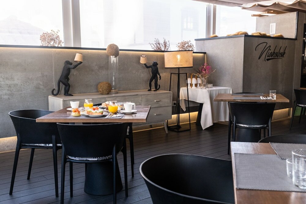 Фото Hotel Adonis Plaza