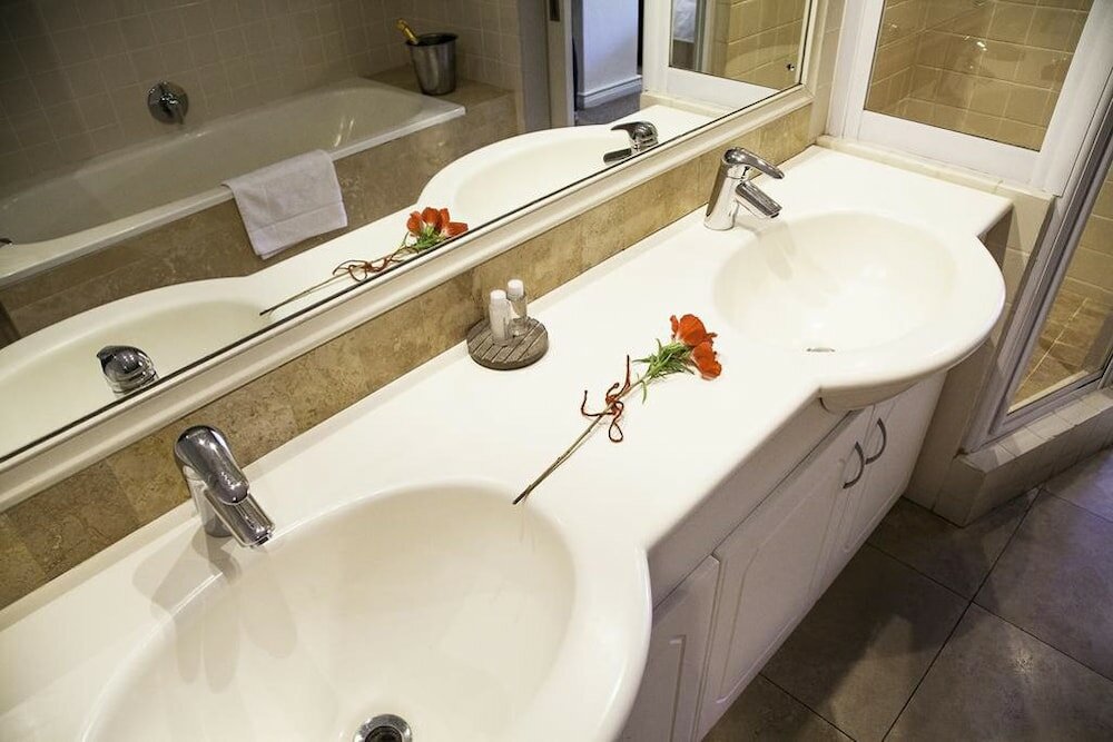 Фото The Stellenbosch Hotel