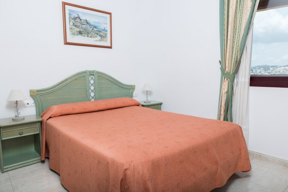 Фото Apartamentos Coral Beach