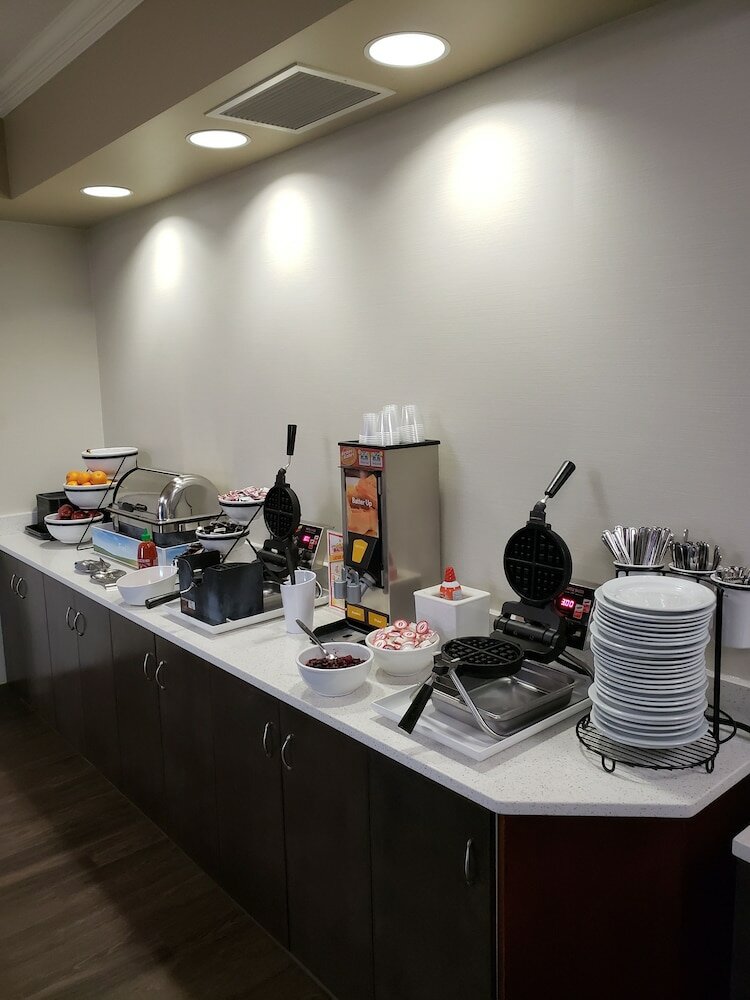 Фото Comfort Inn & Suites