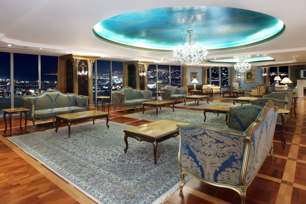 Фото Hilton Beirut Habtoor Grand