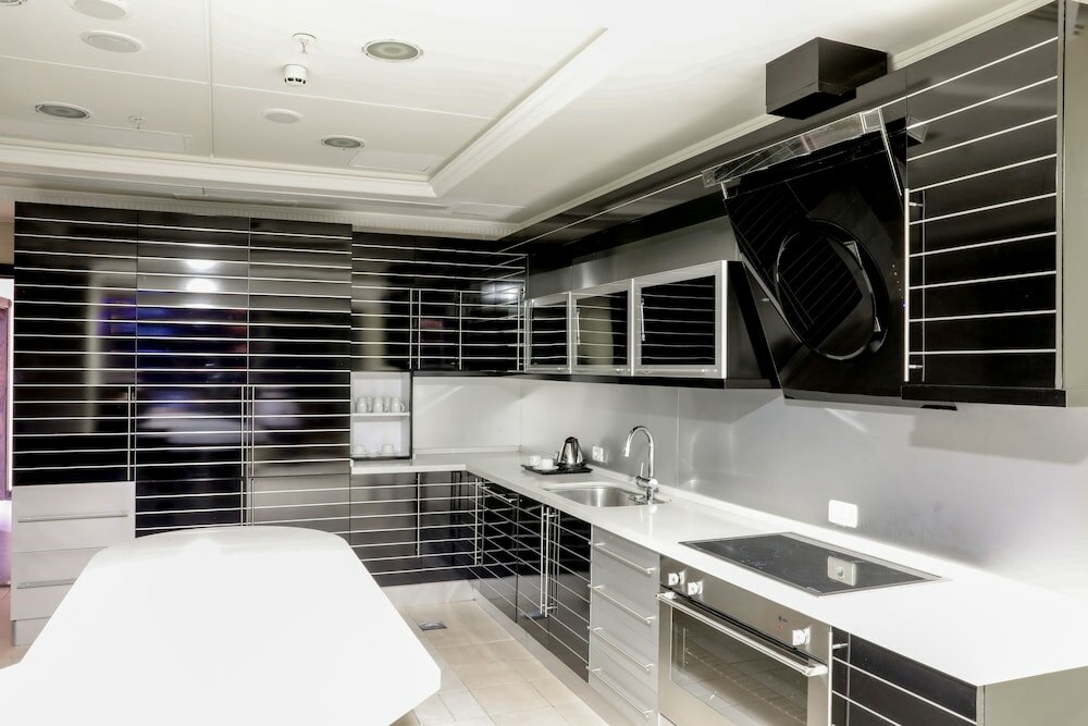 Фото Hilton Beirut Habtoor Grand