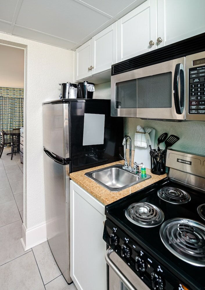 Фото Sandcastle Oceanfront Resort South Beach