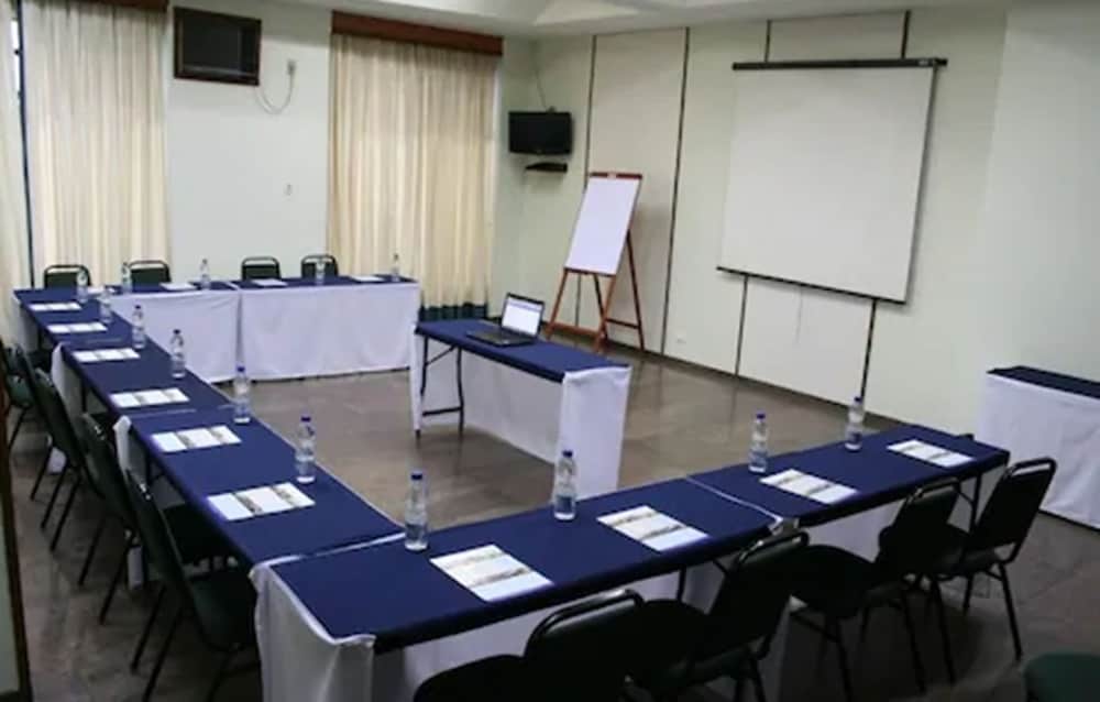 Фото Hotel Columbia