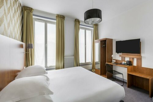 Внешний вид отеля Best Western Hôtel Centre Reims в Реймсе, фото 2